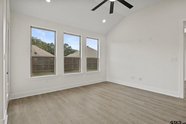 1010 Stone Wall, Mt Pleasant, TX 75456