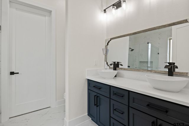 1010 Stone Wall, Mt Pleasant, TX 75456