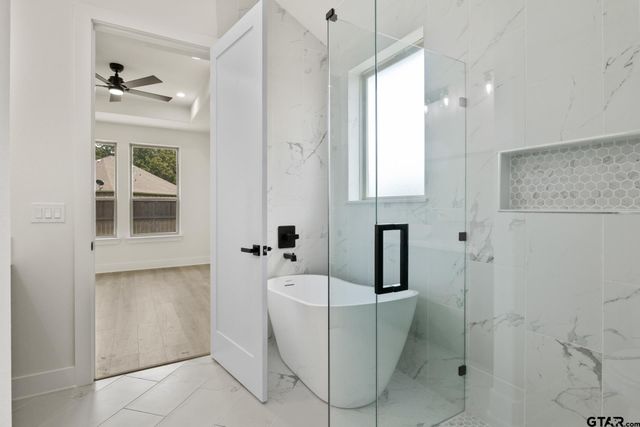 1010 Stone Wall, Mt Pleasant, TX 75456