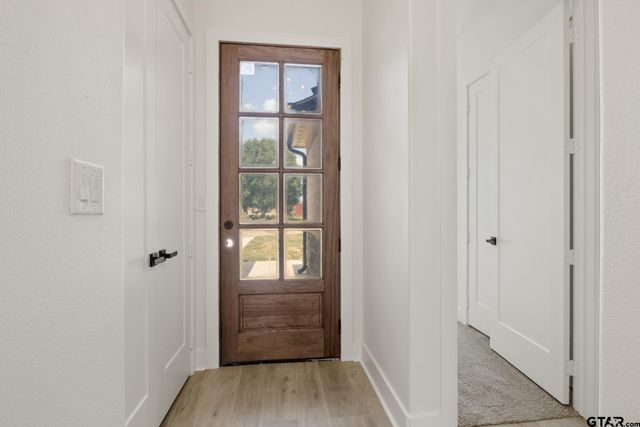 1010 Stone Wall, Mt Pleasant, TX 75456