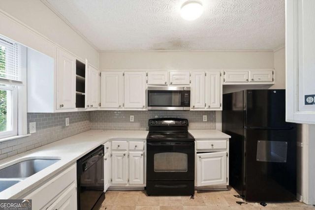 732 Harness Court, Lithonia, GA 30058
