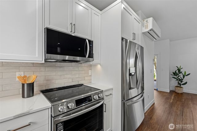 4982 Highland Drive, Blaine, WA 98230