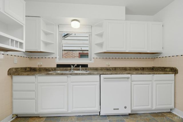 2541 Losantiville Avenue, Golf Manor, OH 45237