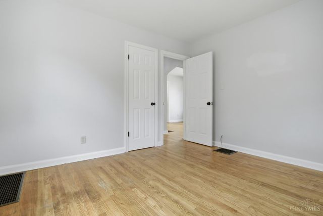 2541 Losantiville Avenue, Golf Manor, OH 45237