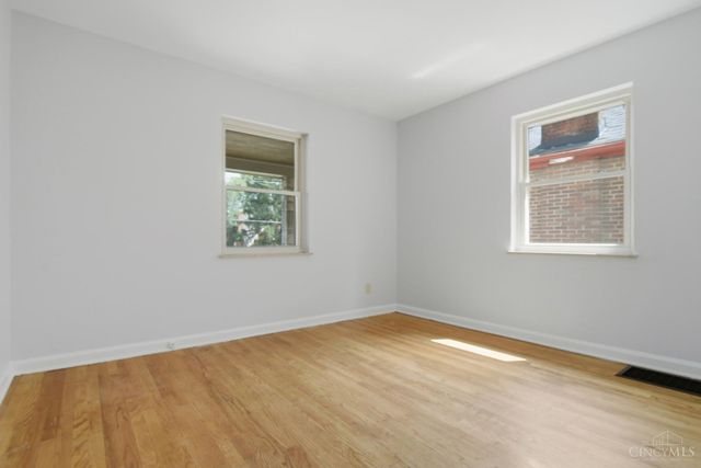 2541 Losantiville Avenue, Golf Manor, OH 45237