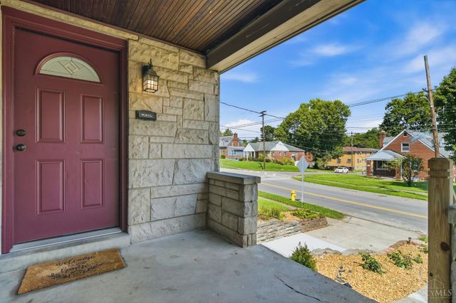 2541 Losantiville Avenue, Golf Manor, OH 45237