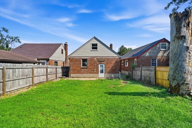 2541 Losantiville Avenue, Golf Manor, OH 45237