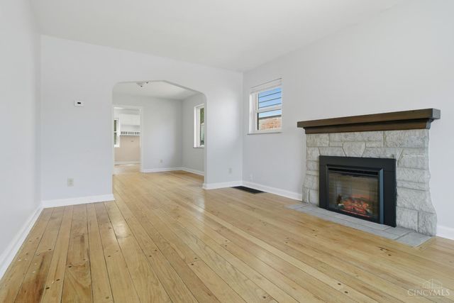 2541 Losantiville Avenue, Golf Manor, OH 45237