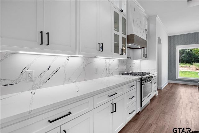 142 County Road 4119, Jacksonville, TX 75766