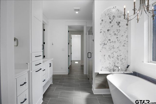 142 County Road 4119, Jacksonville, TX 75766