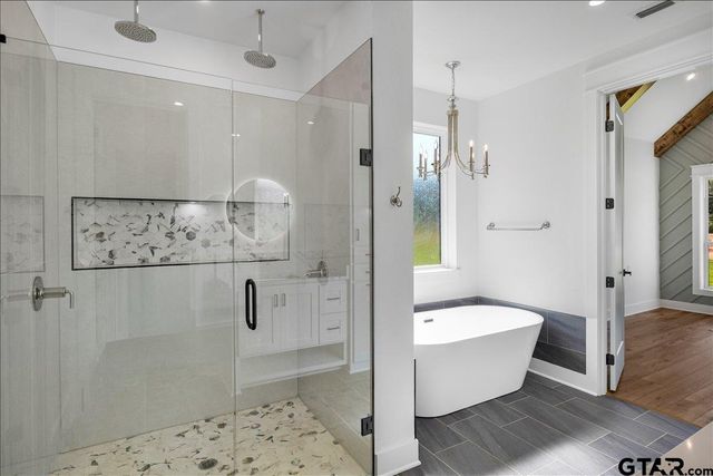 142 County Road 4119, Jacksonville, TX 75766