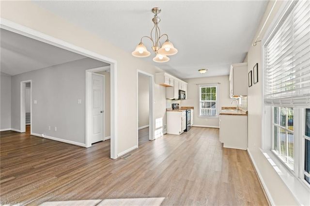 138 Cartridge Court, Thomasville, NC 27360