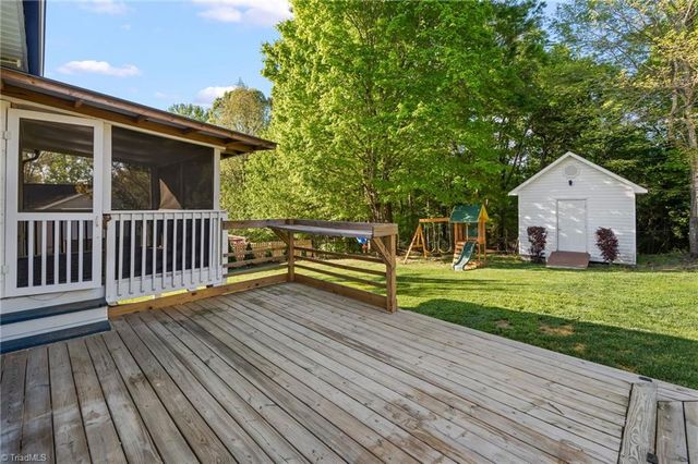 138 Cartridge Court, Thomasville, NC 27360