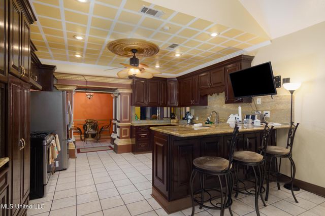 5562 N Williamsburg Road, Bassfield, MS 39421