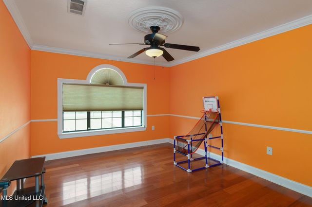 5562 N Williamsburg Road, Bassfield, MS 39421