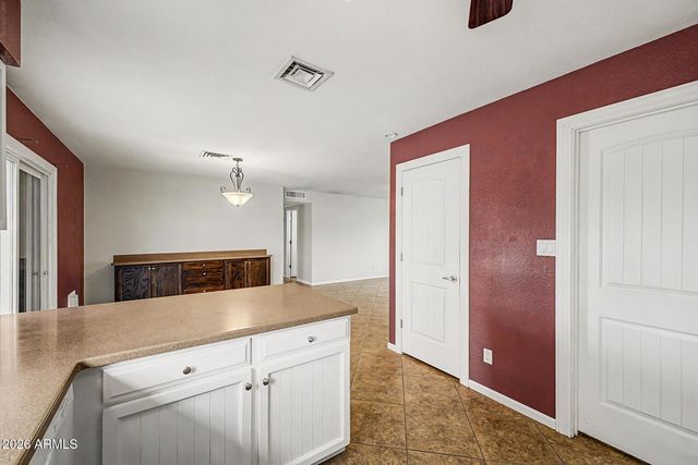 2210 W WESTERN Drive, Chandler, AZ 85224