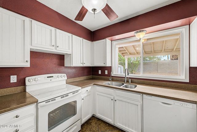 2210 W WESTERN Drive, Chandler, AZ 85224