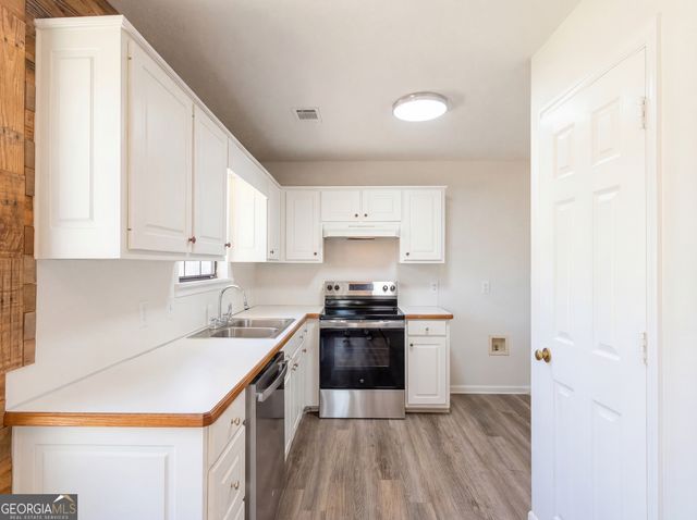 144 Dukes Road, Jackson, GA 30233