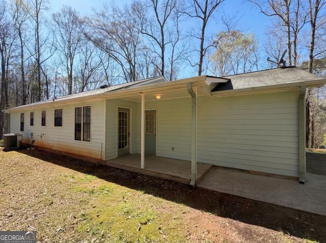 144 Dukes Road, Jackson, GA 30233