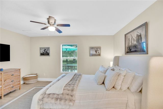 145 36th Court SW, Vero Beach, FL 32968