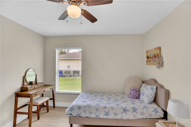 145 36th Court SW, Vero Beach, FL 32968