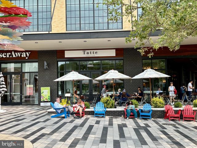 1276 N WAYNE ST #300, Arlington, VA 22201