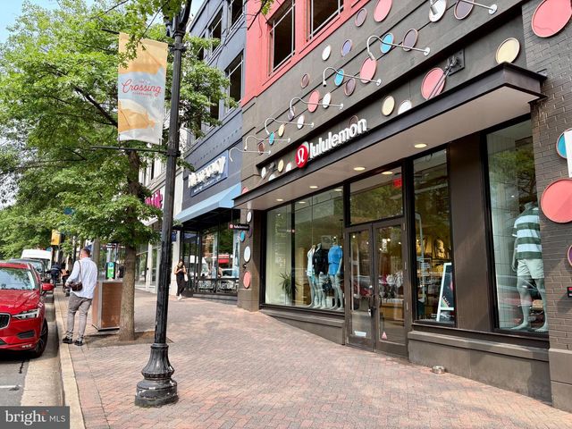 1276 N WAYNE ST #300, Arlington, VA 22201