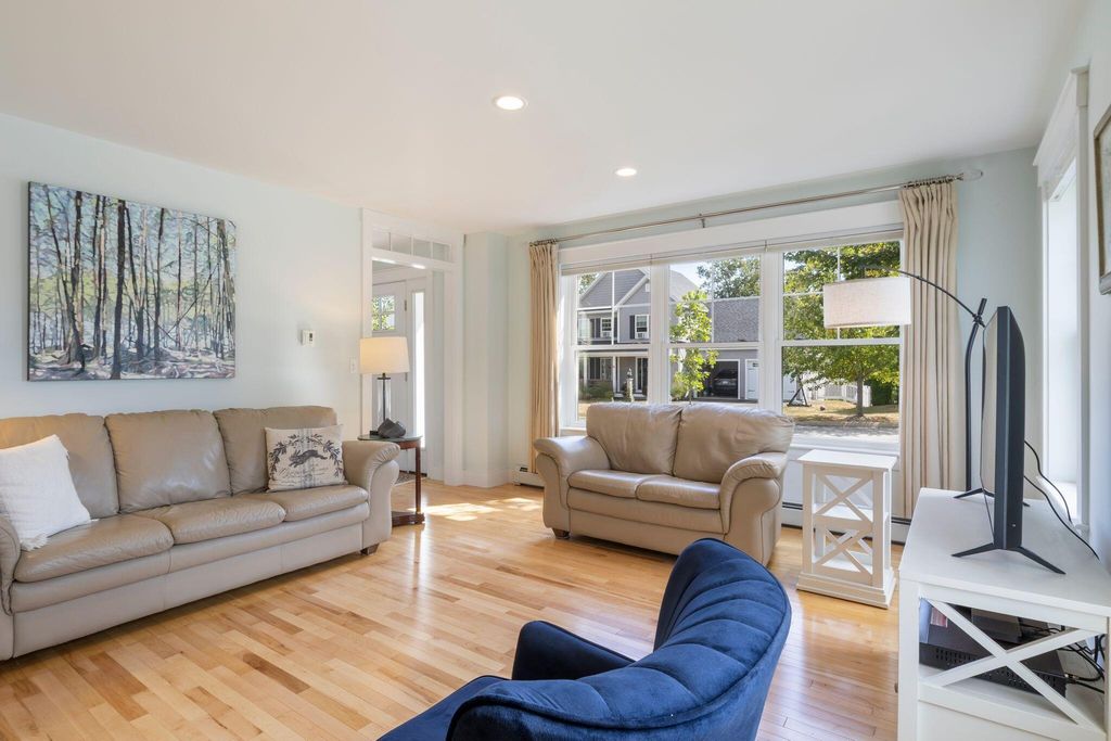 19 Nautical Drive, Cumberland, ME 04110 — photo 5
