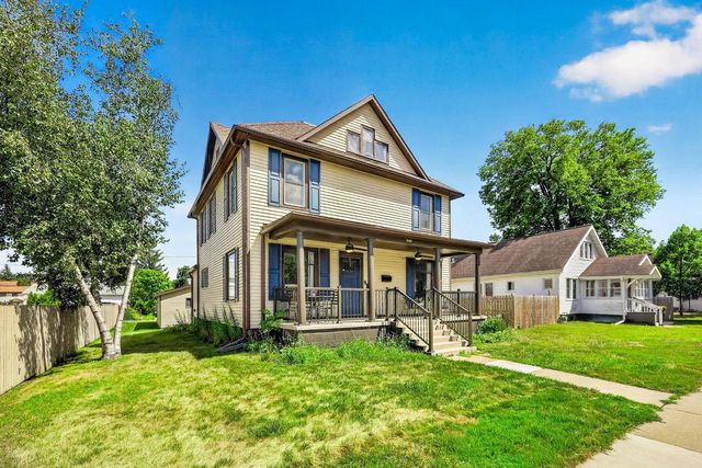 908 Monroe Street, Sauk City, WI 53583