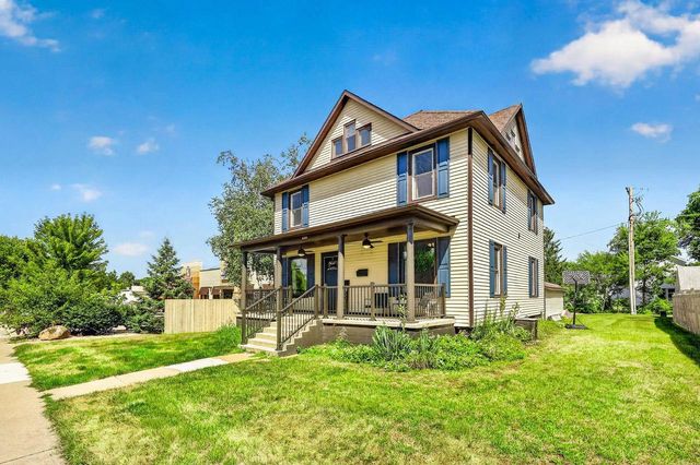 908 Monroe Street, Sauk City, WI 53583