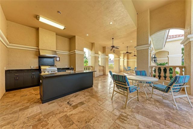 7128 RUE DE PALISADES 22, Sarasota, FL 34238