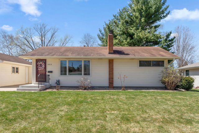 9212 11th Avenue S, Bloomington, MN 55420