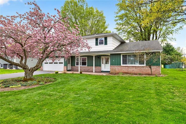 237 Pine Valley Drive, Greece, NY 14626