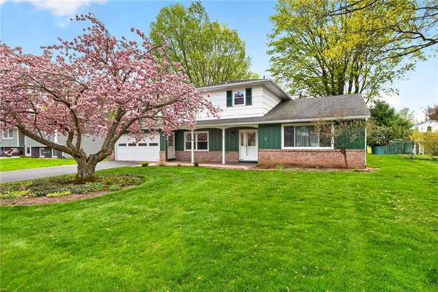 237 Pine Valley Drive, Greece, NY 14626