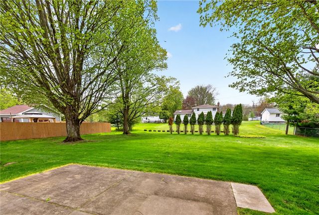 237 Pine Valley Drive, Greece, NY 14626