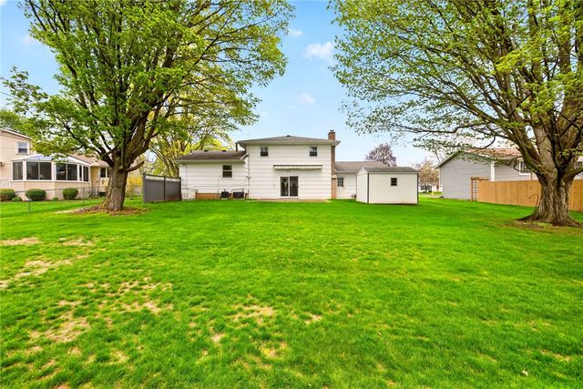 237 Pine Valley Drive, Greece, NY 14626