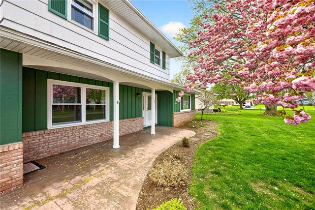 237 Pine Valley Drive, Greece, NY 14626
