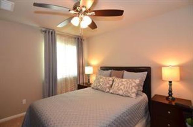 104 Tom Kite DR, Round Rock, TX 78664