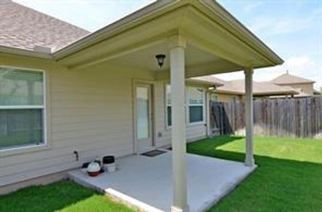 104 Tom Kite DR, Round Rock, TX 78664