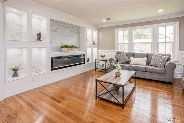 4515 Winterbourne Dr, South Chesterfield, VA 23803
