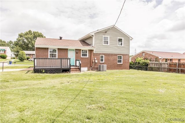 4515 Winterbourne Dr, South Chesterfield, VA 23803