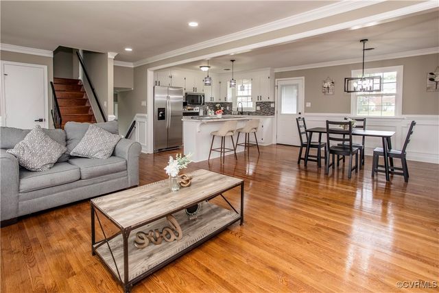 4515 Winterbourne Dr, South Chesterfield, VA 23803