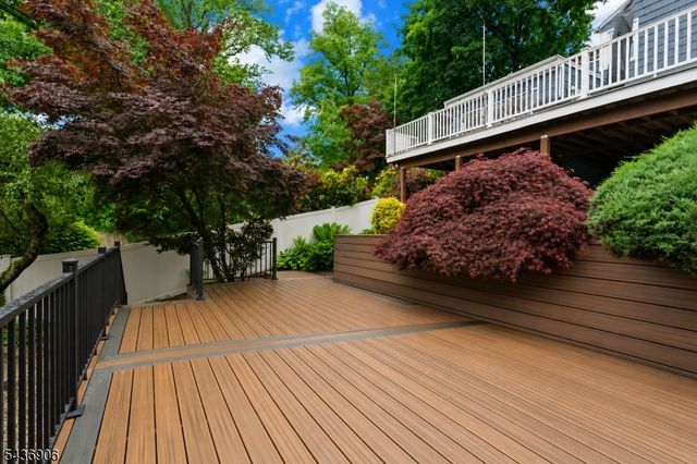 142 Walker Rd, West Orange Twp., NJ 07052