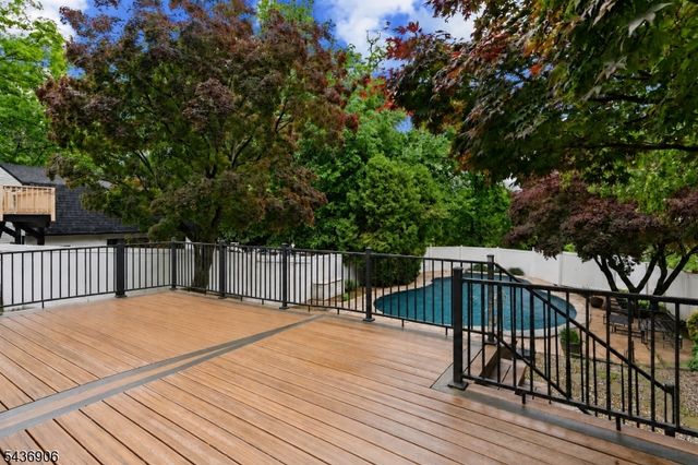 142 Walker Rd, West Orange Twp., NJ 07052