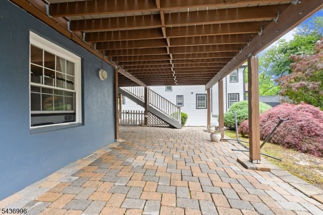 142 Walker Rd, West Orange Twp., NJ 07052