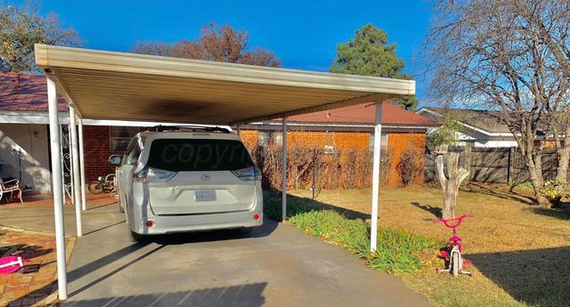 1904 Palo Duro Drive, Memphis, TX 79245