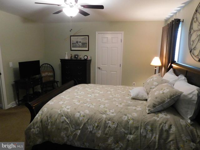 14 WREN DR, Bechtelsville, PA 19505