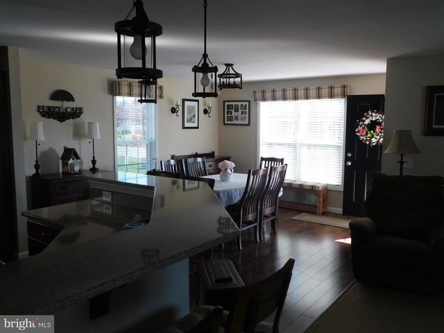 14 WREN DR, Bechtelsville, PA 19505