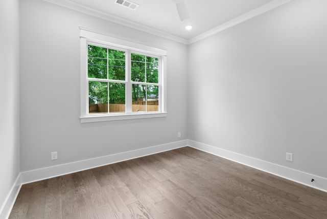 542B Starliner Dr, Nashville, TN 37209
