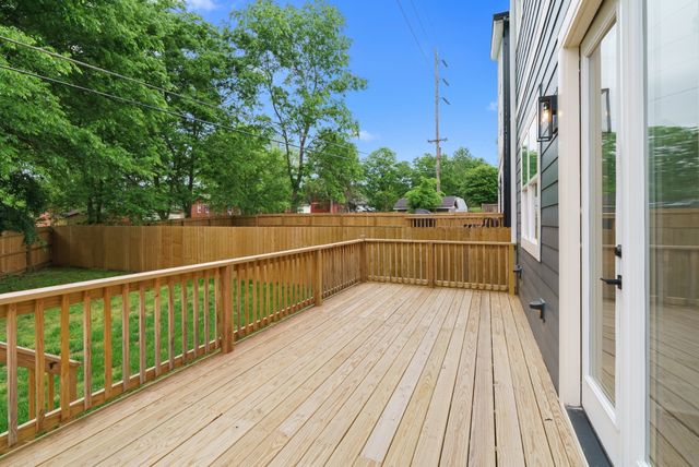 542B Starliner Dr, Nashville, TN 37209